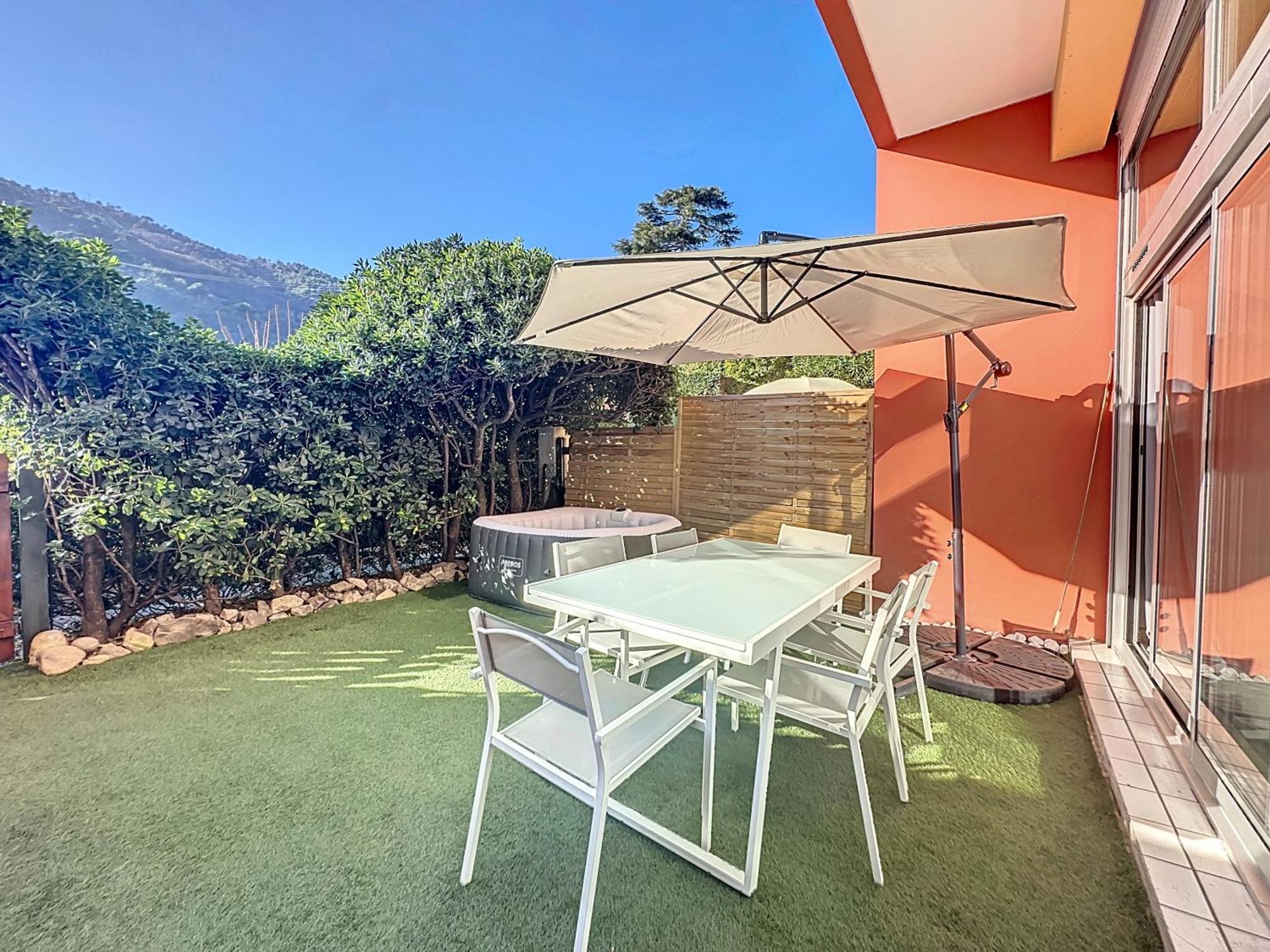 2 Pieces - Parking - Jacuzzi - Food & Drink - Love Menton Eksteriør billede